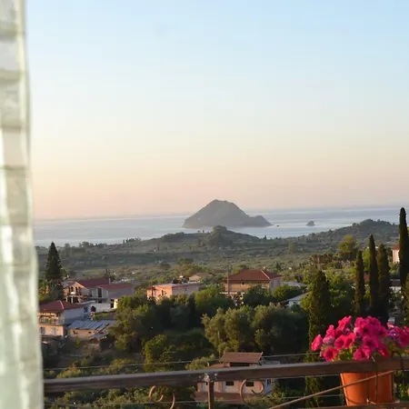 Mayra Holiday home